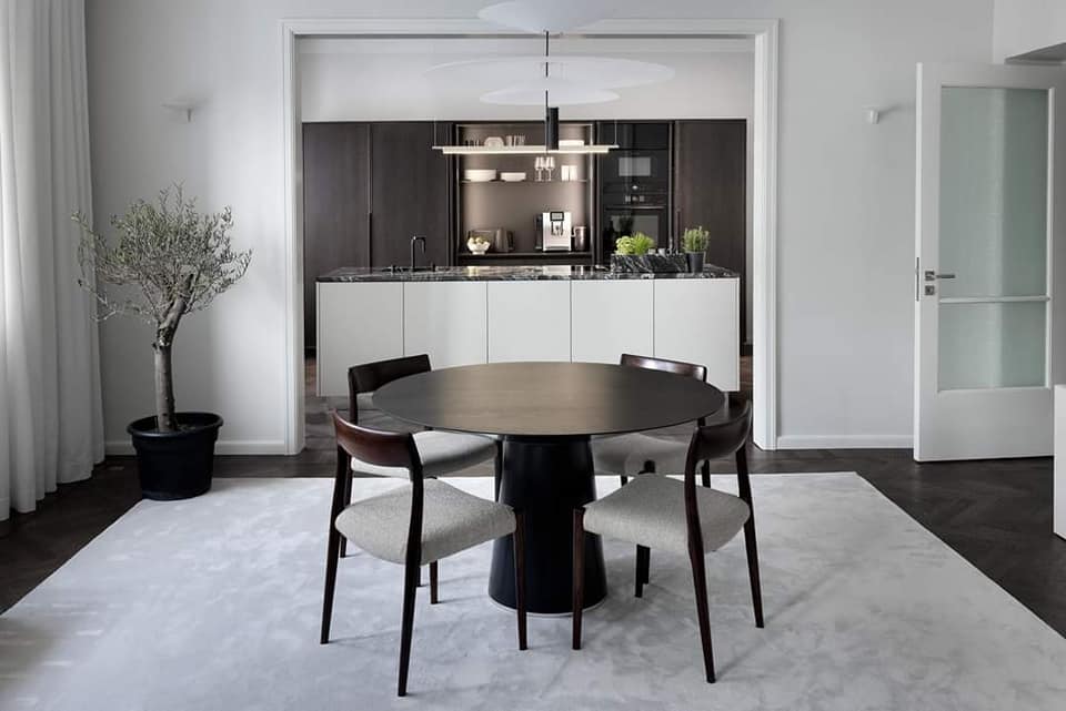 Mørk eleganse - Bilde 2